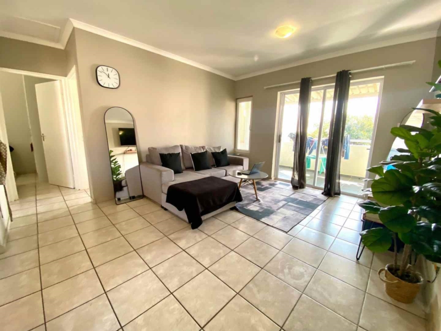 2 Bedroom Property for Sale in Klein Drakenstein Western Cape